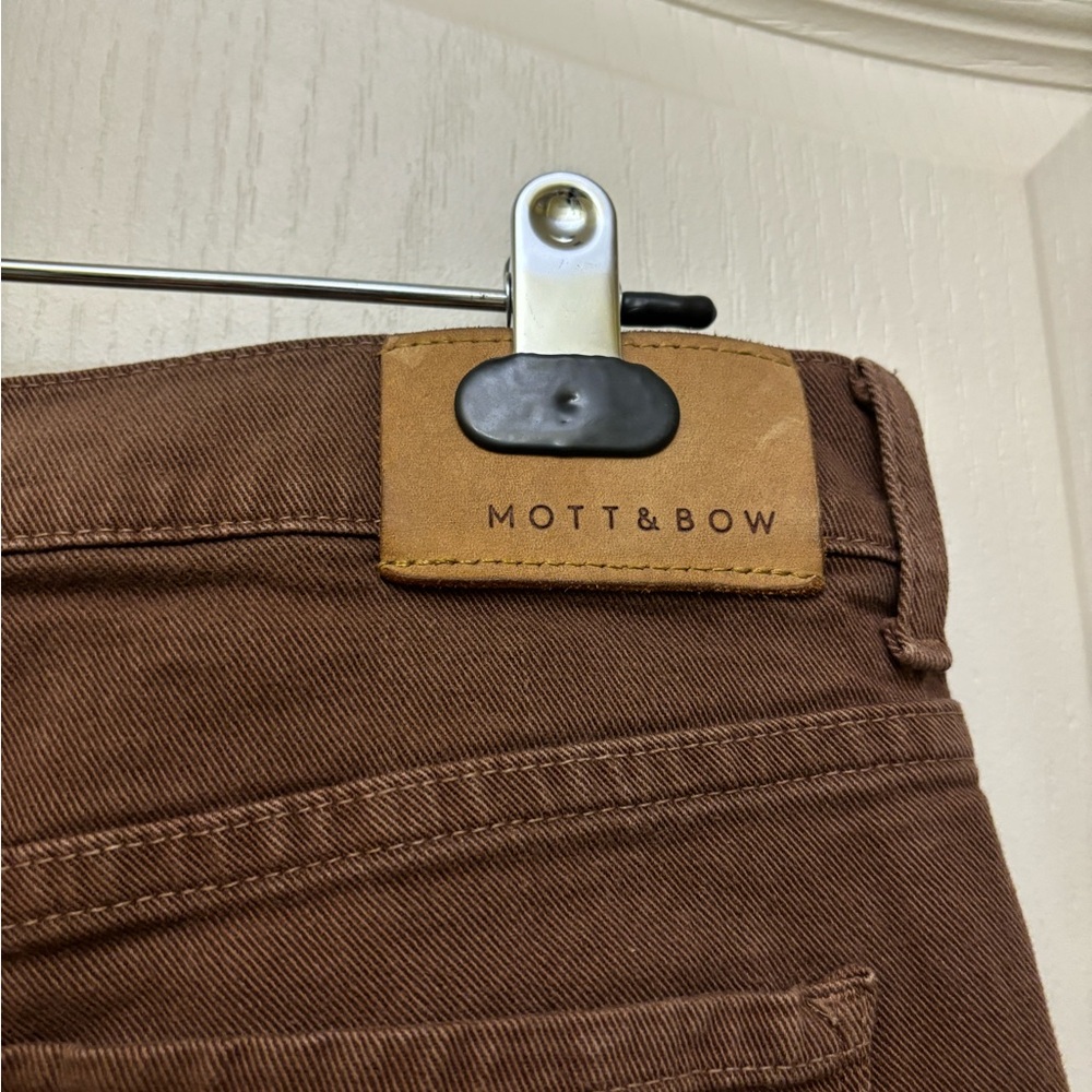 Mott & Bow Slim Mercer Jeans in Clay - Picture 6 of 8